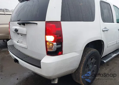 2013 Chevrolet Tahoe Ls z USA, uszkodzony, nr VIN 1GNSCAE06DR191995